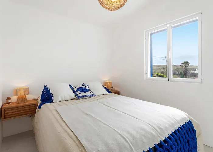 Дом отдыха Casa Da Valmitao Ribamar (Lourinha)